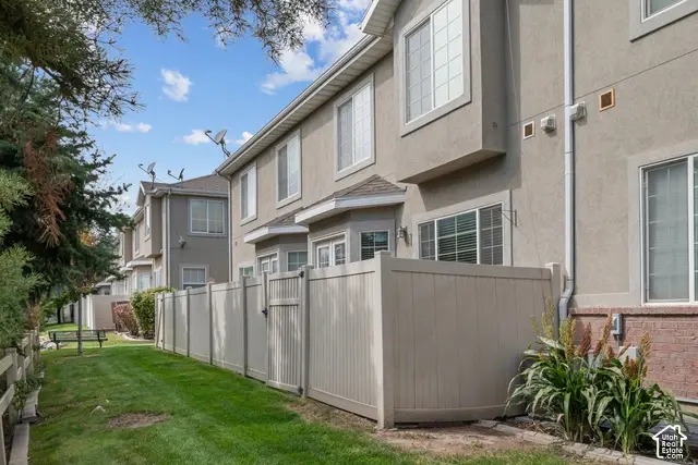 247 E Sunshine Dr, Saratoga Springs, UT 84045 - #2