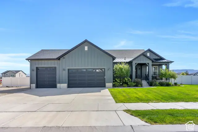 4822 N Canaan Peak Dr, Eagle Mountain, UT 84005 - #1