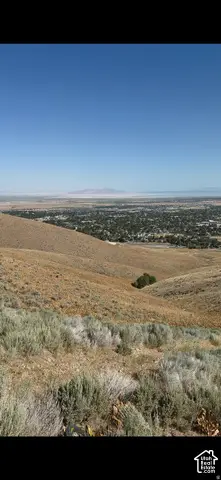 592 E Yorkshire Dr, Tooele, UT 84074 - #3