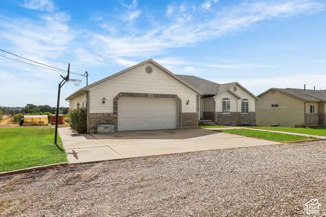 1045 W 3600 S, Perry, UT 84302 - #2