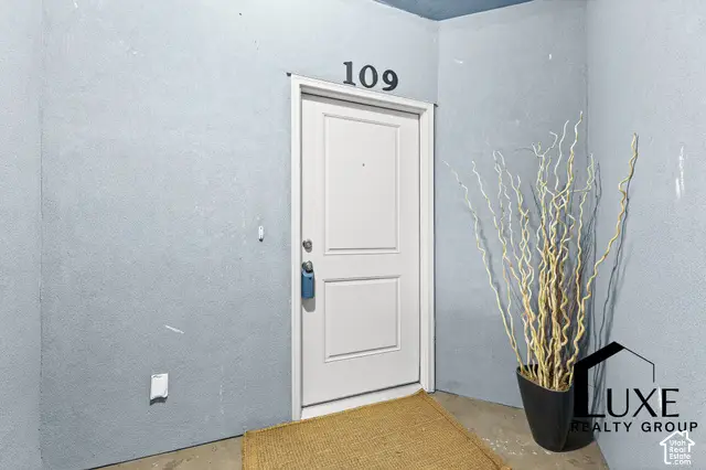 10398 S Clarks Hill Dr #109, South Jordan, UT 84009 - #2