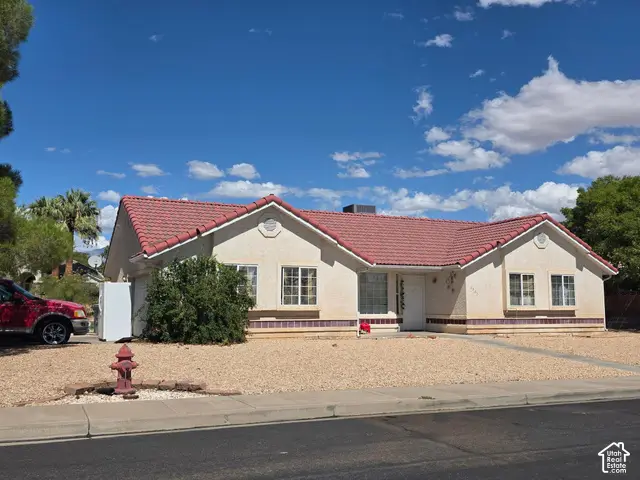 2327 E 170 N, Saint George, UT 84790 - #1