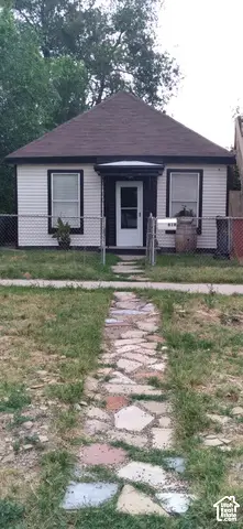 818 W 300 N, Salt Lake City, UT 84116