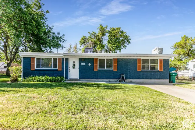 1619 N Davis W, Layton, UT 84041 - #1