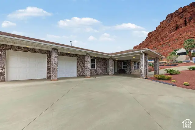339 W Sandstone Cir, Saint George, UT 84770 - #3
