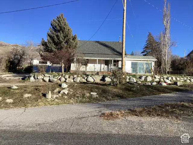 129 S Grant Ave E, Stockton, UT 84071 - #1