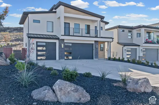 690 E Desert Cactus Dr, Washington, UT 84780 - #1