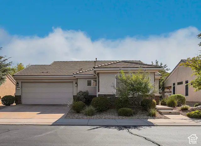 4387 S Kiva Hill Dr, Saint George, UT 84790 - #2
