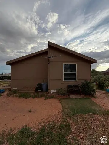 595 W Rider Dr, Kanab, UT 84741 - #2