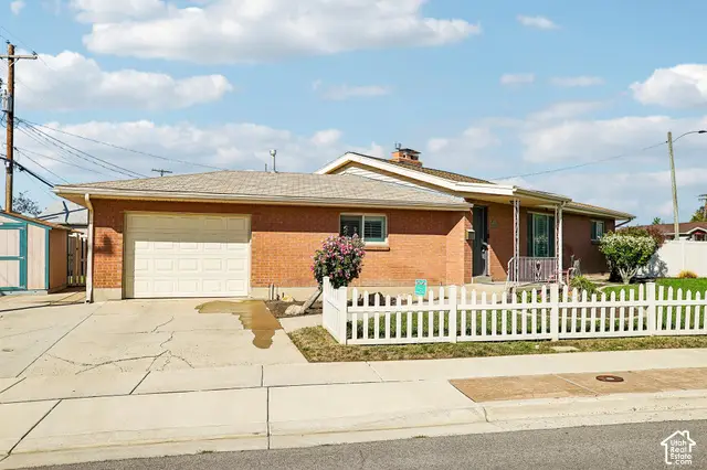 68 W Columbia Dr, Midvale, UT 84047 - #2