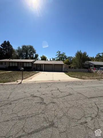 220 Glen Pl, Layton, UT 84041 - #2