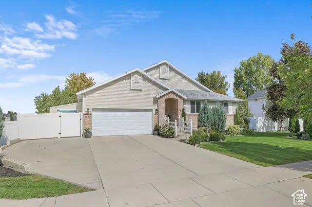 3866 W Augusta, Syracuse, UT 84075 - #1