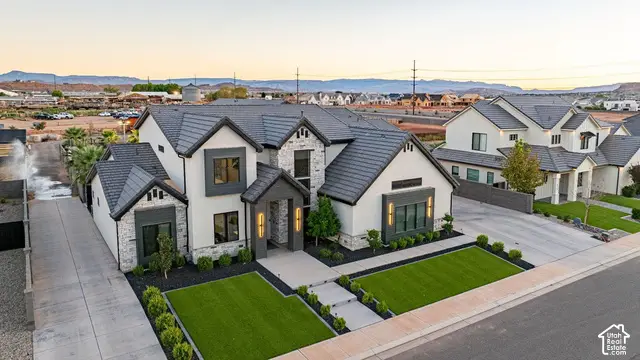 646 E Pine St, Washington, UT 84780 - #2