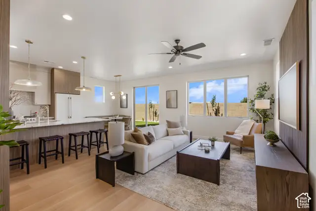 963 N Manen St, Washington, UT 84780 - #3
