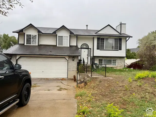 1205 W Capernaum Dr, West Jordan, UT 84088 - #2