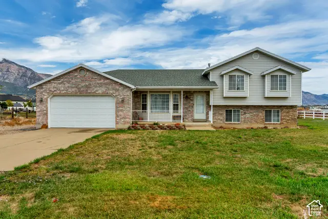 3032 N 2575 W, Farr West, UT 84404 - #1