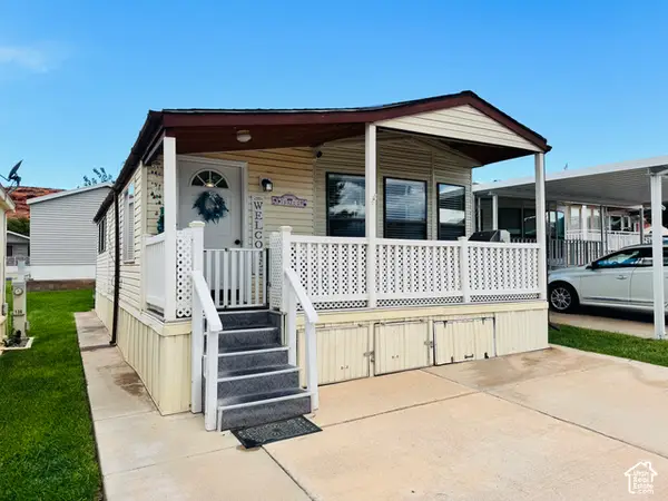 1150 W Red Hills Pkwy #137, Washington, UT 84780
