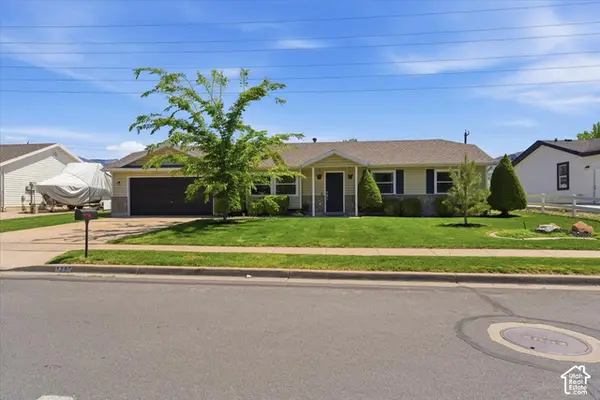 1297 S 925 W, Woods Cross, UT 84087