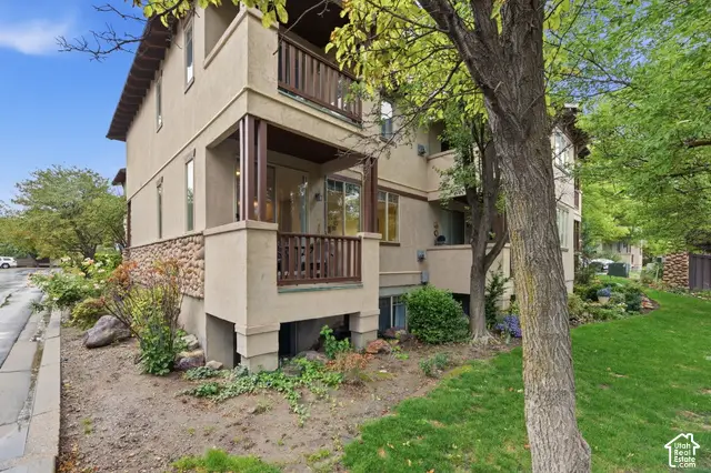 1674 E Kelmscott Ct #A, Holladay, UT 84124 - #2