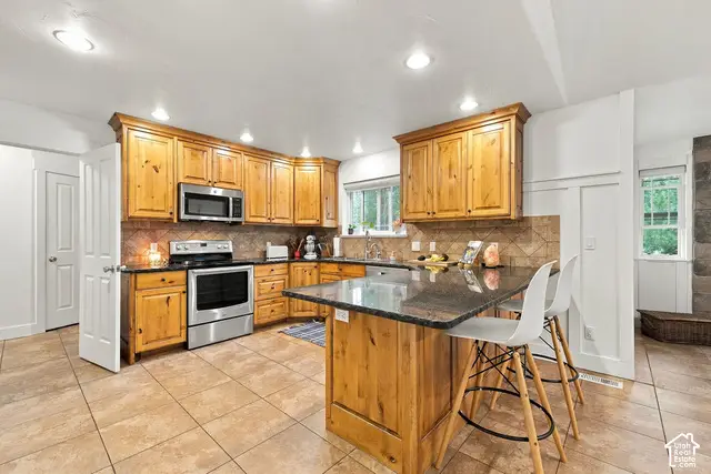 525 E Oneida St, Preston, ID 83263 - #3