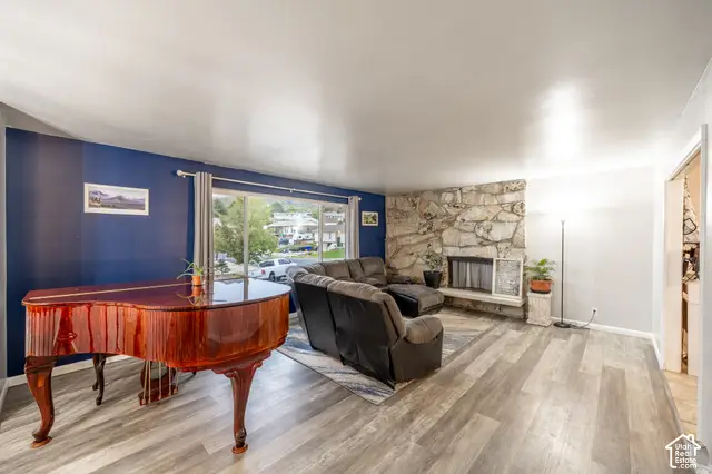 970 E 2050 S, Bountiful, UT 84010 - #3