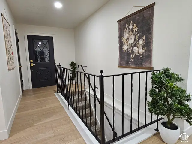 995 W River Point Cir, Murray, UT 84123 - #3