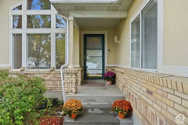 3683 S Vineyard Ct, Millcreek, UT 84106 - #3