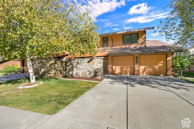 564 E 2025 N, North Ogden, UT 84414 - #1