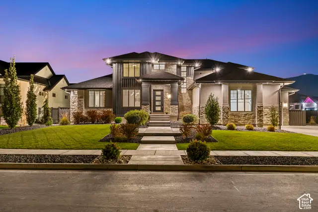 165 S Farmhouse Cir, Kaysville, UT 84037 - #1