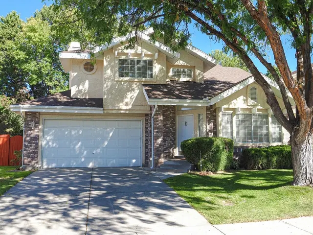 2081 E Rainbow Point Dr, Holladay, UT 84124 - #1