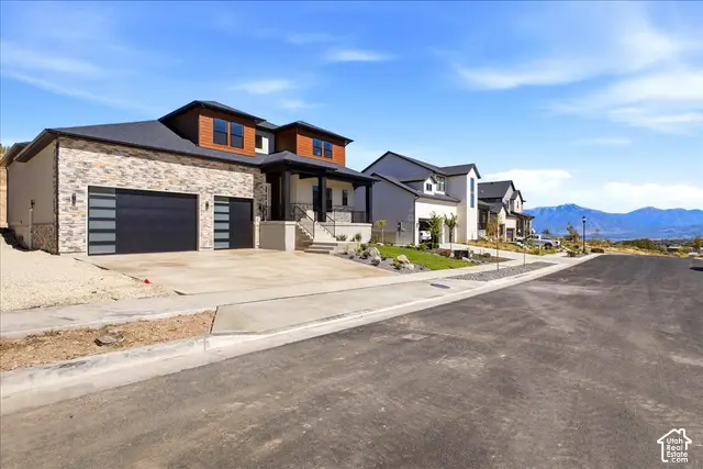 7166 W Blue Bison Ln, Herriman, UT 84096 - #2