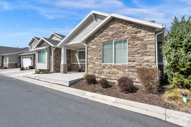 7082 W Oromia View Dr, West Valley City, UT 84128 - #2