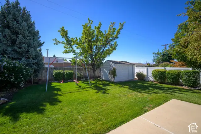 260 E Ashbrook Cir, Salt Lake City, UT 84106 - #3