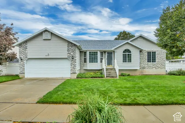 1059 W Buckskin N, West Jordan, UT 84088 - #1