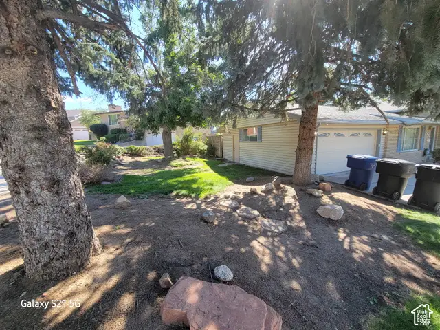 2446 E Sundown Ave S, Cottonwood Heights, UT 84121 - #3