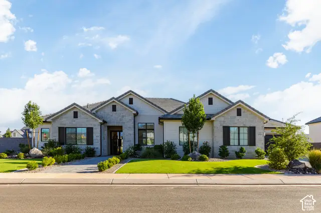 2764 E Moorland Dr, Saint George, UT 84790 - #1
