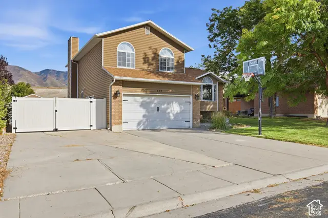 129 Country Dr, Stansbury Park, UT 84074 - #3