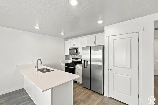 1156 E Trident Dr, Saratoga Springs, UT 84045 - #3