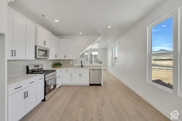 11041 S Freestone Rd #130, South Jordan, UT 84009