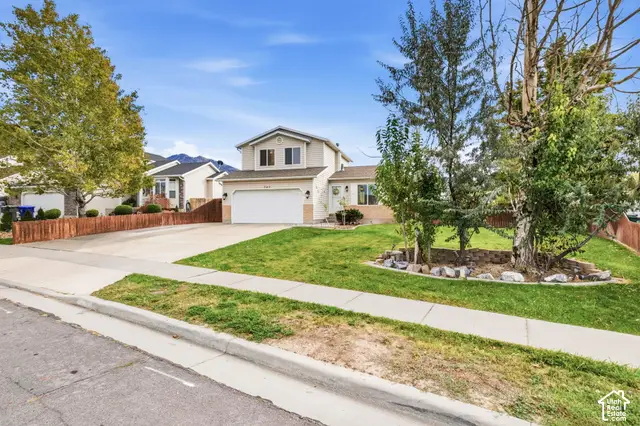 723 E Fox Run Dr, Tooele, UT 84074 - #3