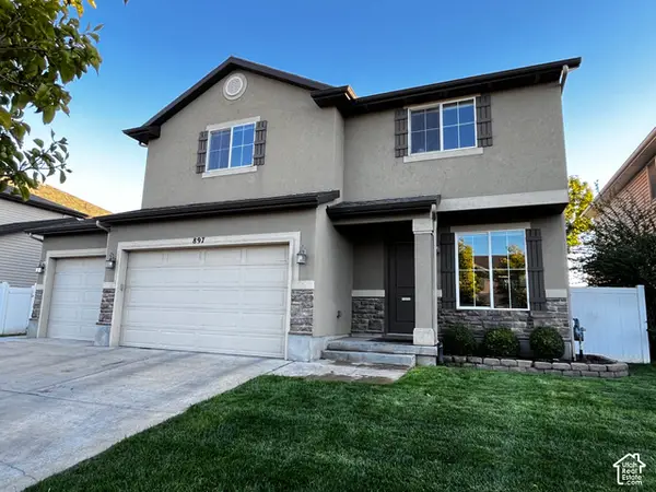 897 W Cambridge Dr, North Salt Lake, UT 84054