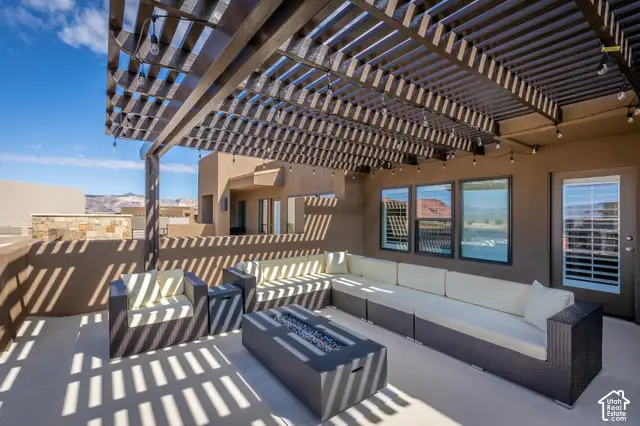 4884 N Winged Foot Dr, Saint George, UT 84770 - #2