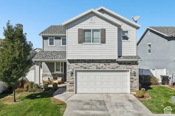 1555 W Parkview Dr, Syracuse, UT 84075