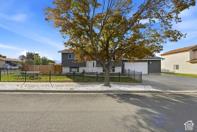 4376 S Early Duke St W, West Valley City, UT 84120 - #2