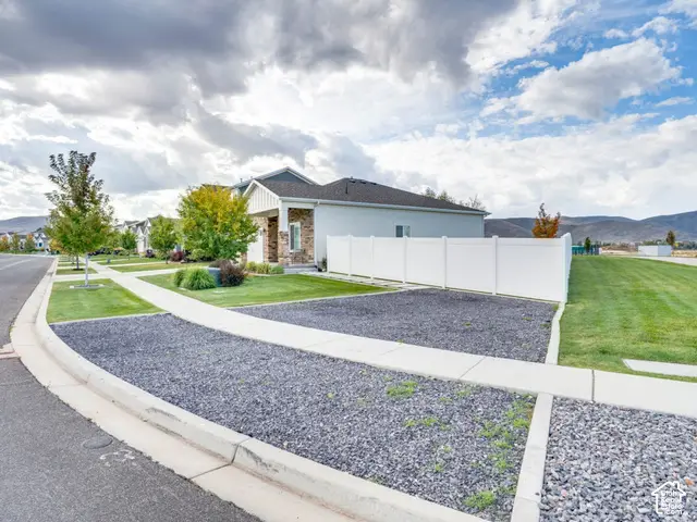 978 E Tucker Ln, Heber City, UT 84032 - #3