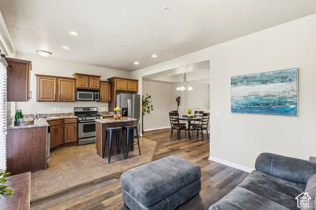 872 N Farmington Xing, Farmington, UT 84025 - #3