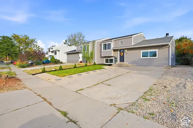 6443 S Cyclamen Way, West Jordan, UT 84081 - #3