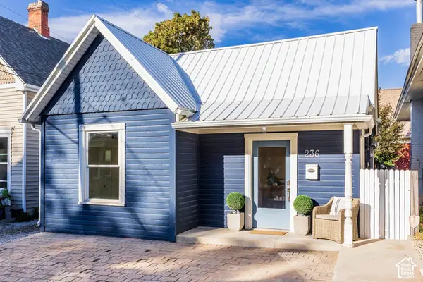 236 S Iowa St E, Salt Lake City, UT 84102