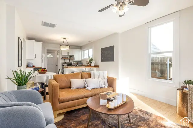236 S Iowa St E, Salt Lake City, UT 84102 - #3