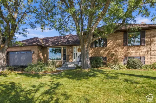 1443 E Hilda Dr S, Fruit Heights, UT 84037